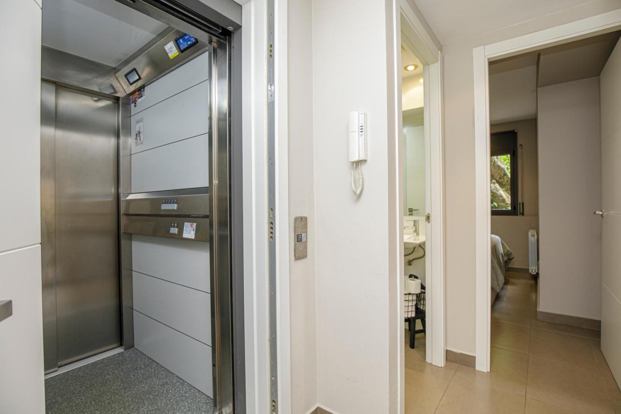 Centric Ripoll Appartement Buitenkant foto